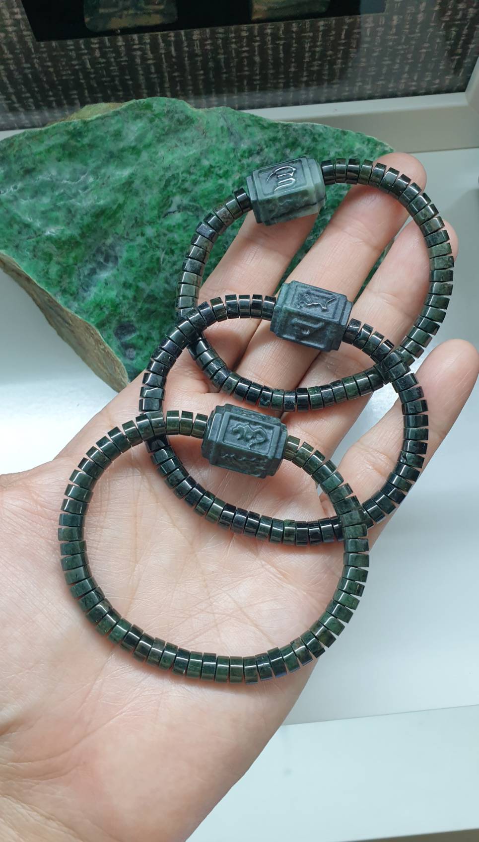 Om Mani Padme Hum Gents Bracelet 17cm Myanmar Serpentine Natural Stone Beads