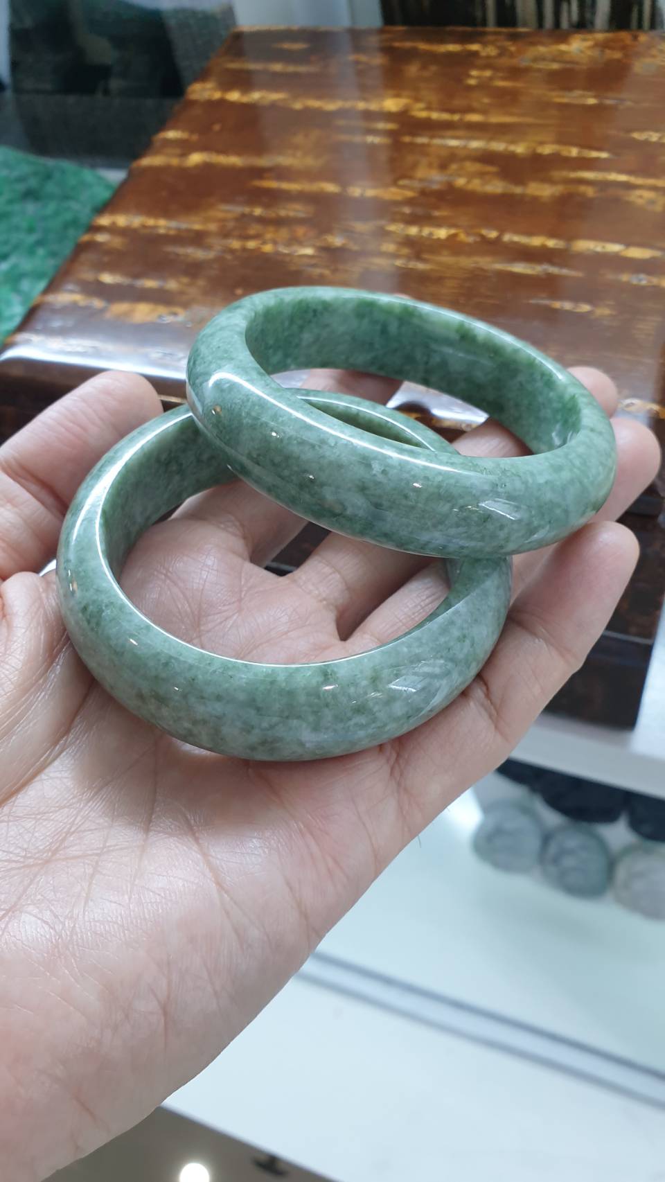 Natural Jade Bangles Speckled Green Size 57.5 Authentic Type A Jadeite