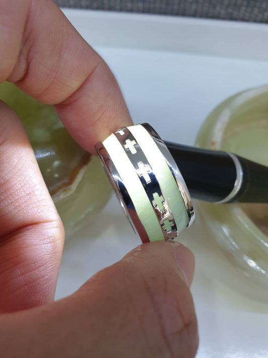 Jade Archer’s Ring (S 11 US) | Sterling Silver | Type A Natural Jadeite