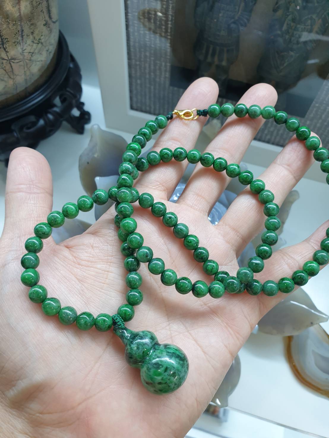 Jade Hulu Gourd on Maw Sit Sit Beaded Necklace | 9K Gold Lobster Lock | His or Hers Statement Jade Necklace