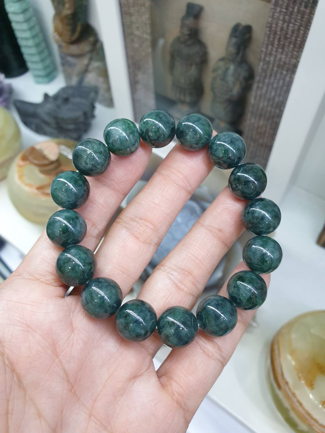 Gent's Style Marbled Green Jadeite Bracelet with 13.5mm Vintage Beads