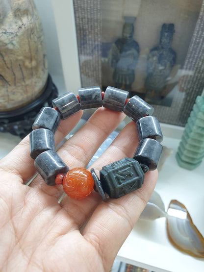 Black Jade Bracelet (16 cm) – Signature Style | Orginal Jadeite Beads | His or Hers Unique Wrist Candy