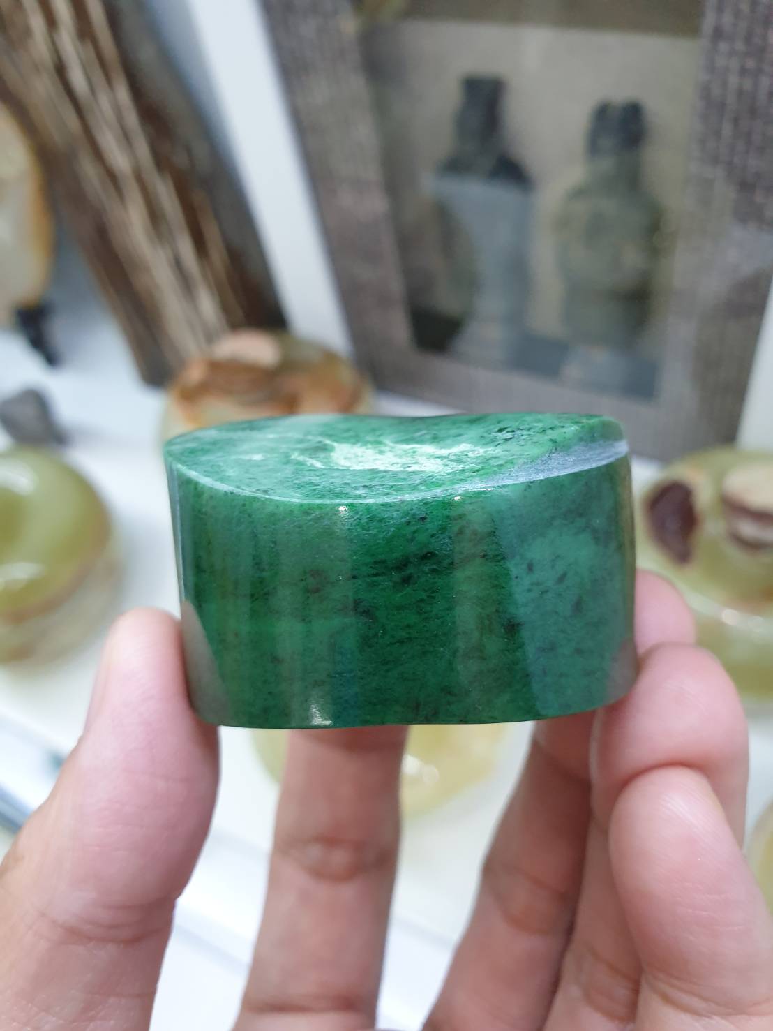 Mawsitsit Stone Paperweight - Chrome Green - Collectors Item - 5cm