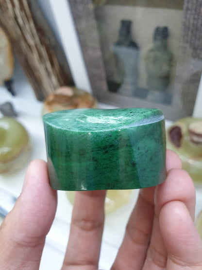 Mawsitsit Stone Paperweight - Chrome Green - Collectors Item - 5cm