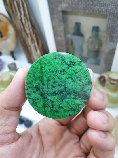 Mawsitsit Stone Paperweight - Chrome Green - Collectors Item - 4.5cm