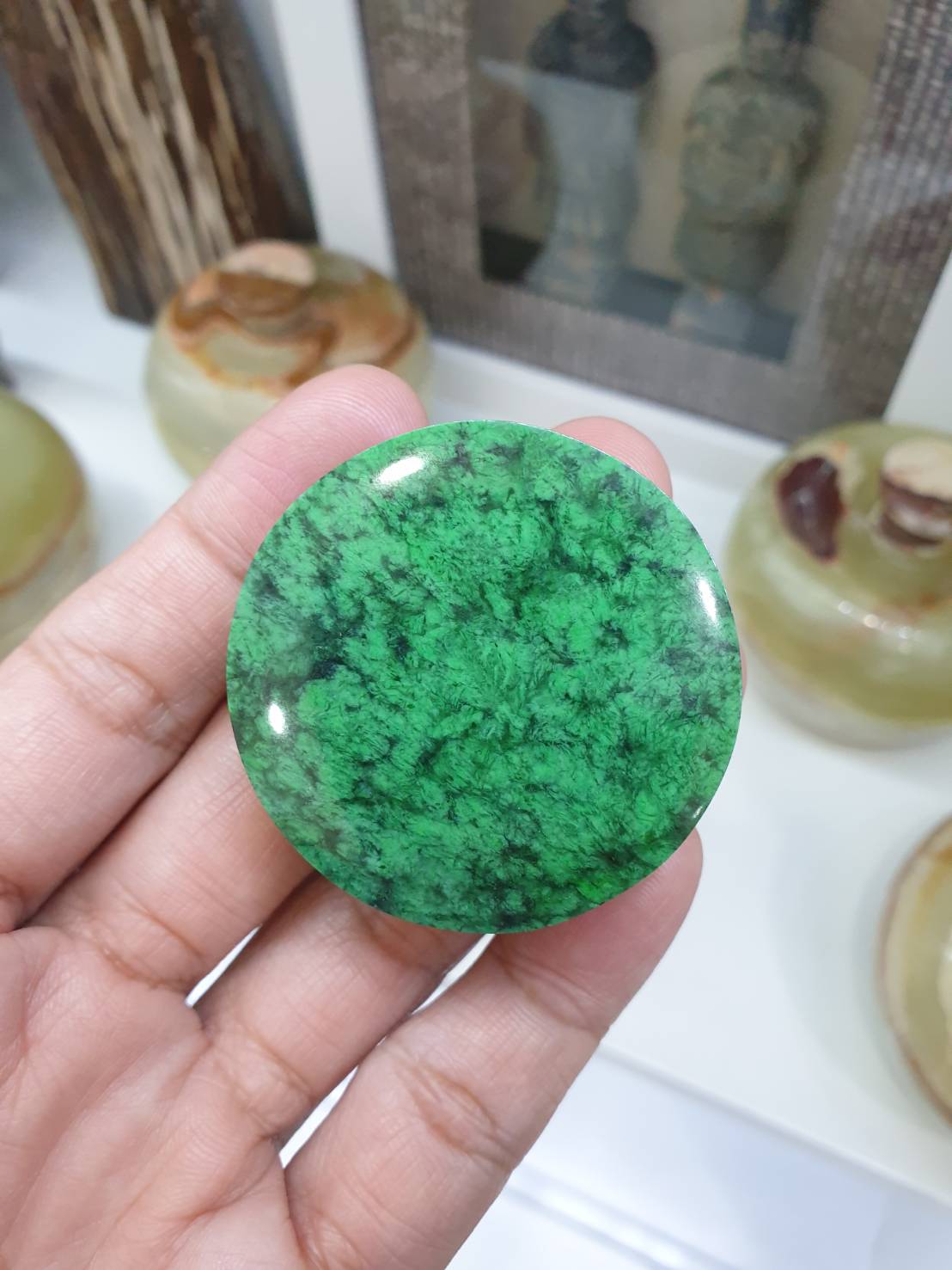 Mawsitsit Stone Paperweight - Chrome Green - Collectors Item - 4.5cm