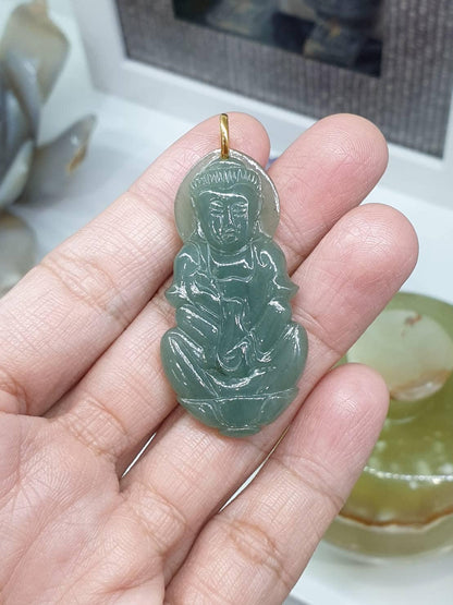 Jade Guan Yin Pendant | 9K Gold | Fei Cui - Type A Jadeite