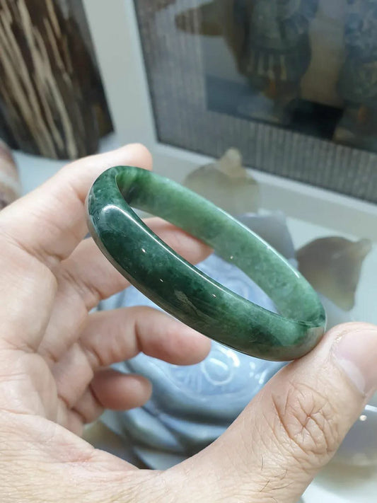 Green Jade Bangle (Two-toned)(S 57.5) | Original Type A Natural Jadeite