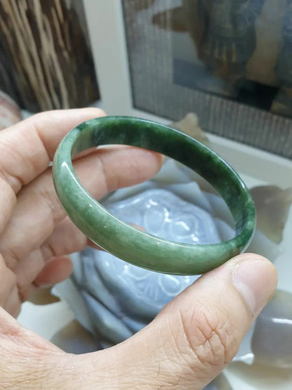 Green Jade Bangle (Two-toned)(S 57.5) | Original Type A Natural Jadeite