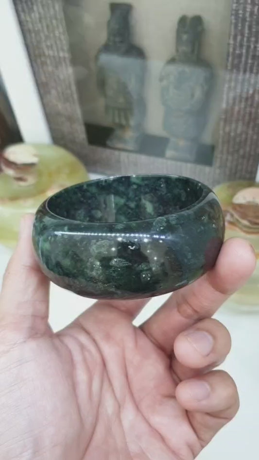Vintage Jade Tortoise Bangle (S 64) | Black-Green | Original Type A Jade