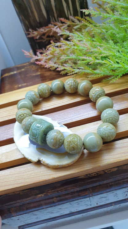 Golden Green Jade Ru Yi Bracelet 17cm Type A Natural Two Tone Jadeite Alternate Beads