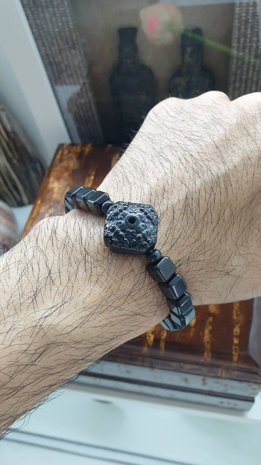 Black Jade Four-Dragons Charm Bracelet (17 cm) | Type A Natural Jade | His or Hers Luckycharm Wrist Accessory