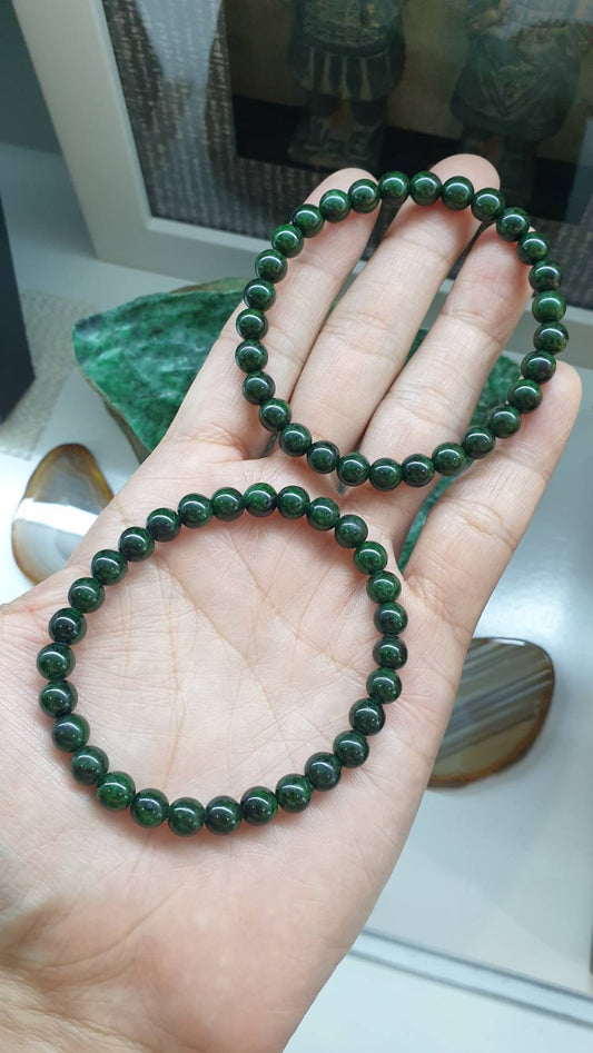 Chrome Green Myanmar Jade 17cm Bracelet - Type A Natural Jadeite 7mm Beads