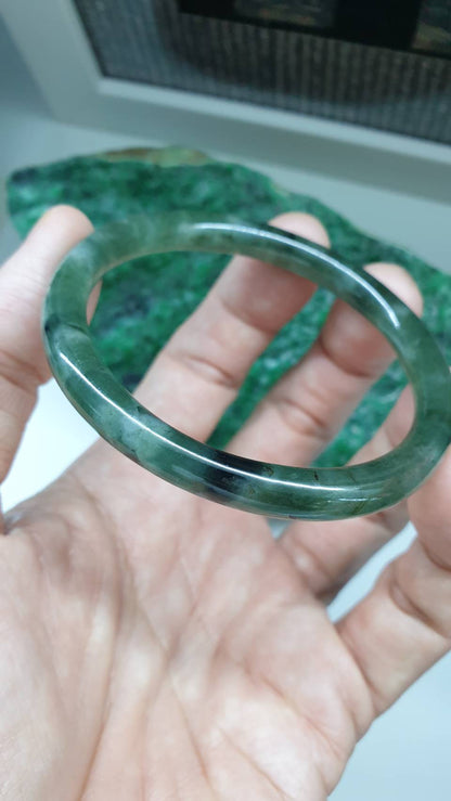 Cylindrical Jade Bangle S55 Slim Translucent Green Type A Myanmar Natural Jadeite