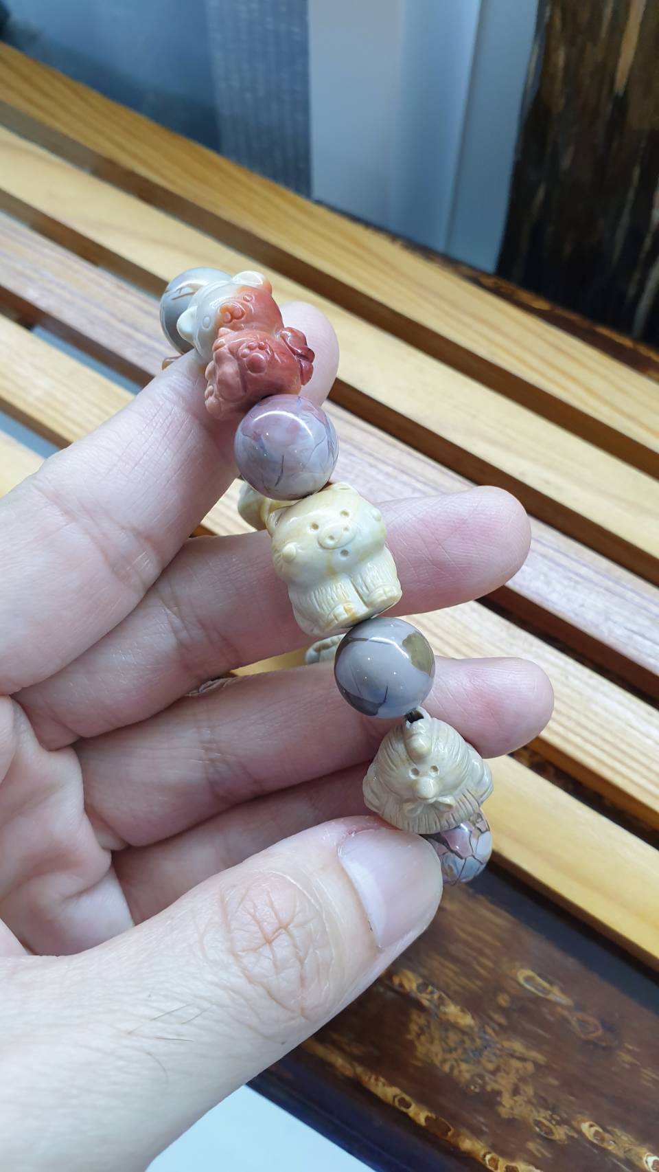 Alxa Jasper Menagerie Charmbracelet 17cm - Natural Gemstone Beads, Animal Charms