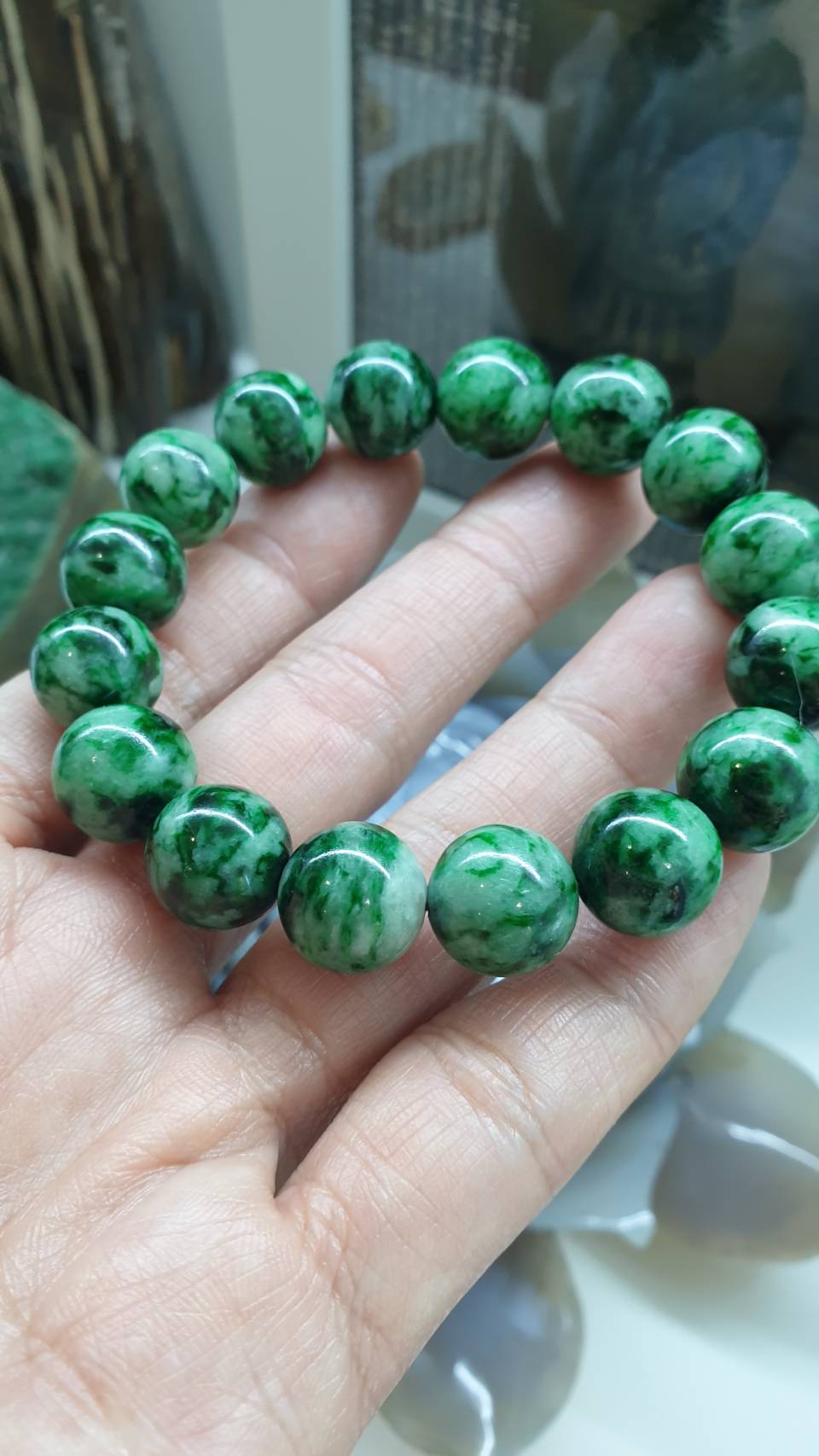 Jade Vintage Beads Bracelet (17 cm) | Marbled Green, Type A Natural Jadeite | Collector's Item
