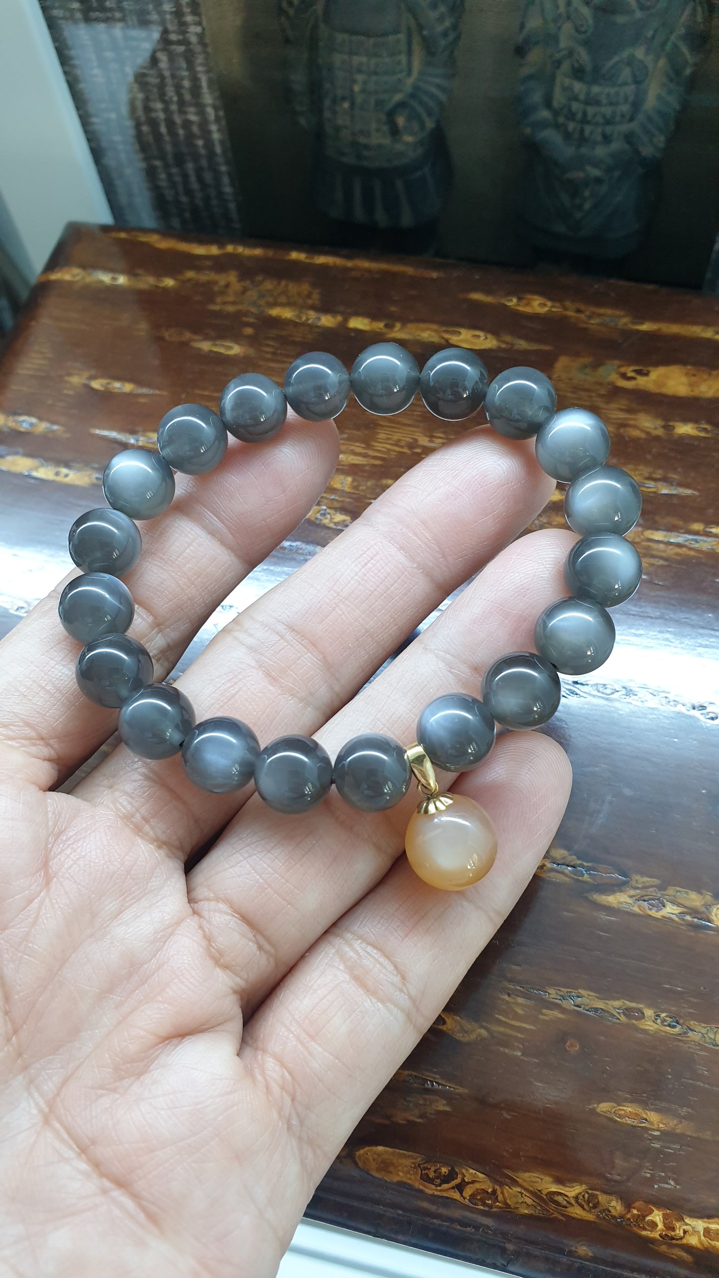 Moonstone Charmbracelet (16 cm),  Selection | Bead Charm in 18K Gold | Elegant Wristcandy For Her