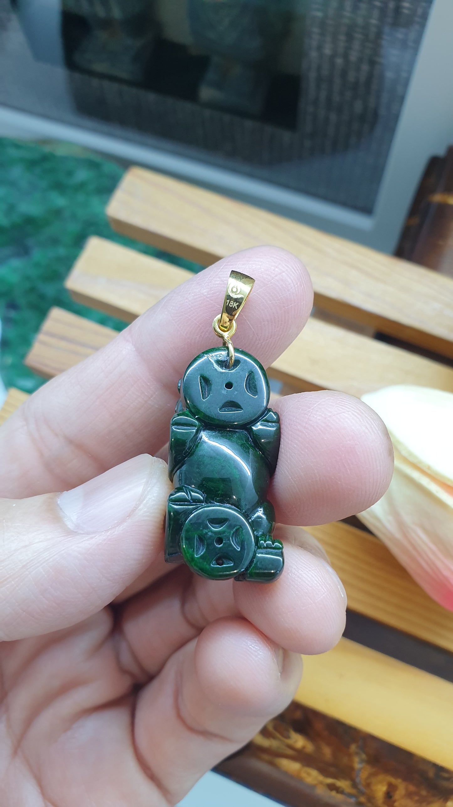 18K Gold Jade Pixiu Pendant Natural Vivid Green Fei Cui Myanmar Jadeite