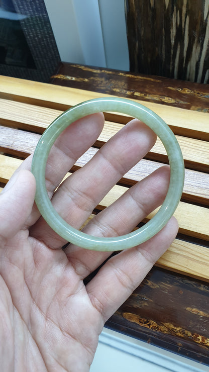 Honey Jade Cylindrical Slim Bangle S58.5 Type A Myanmar Jadeite Gray Smokes