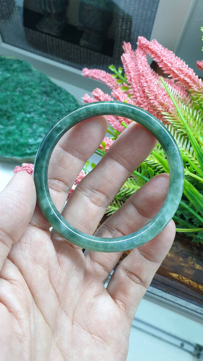 Cylindrical Jade Bangle S57.5 Slim Marbled Green Myanmar Natural Jadeite Type A