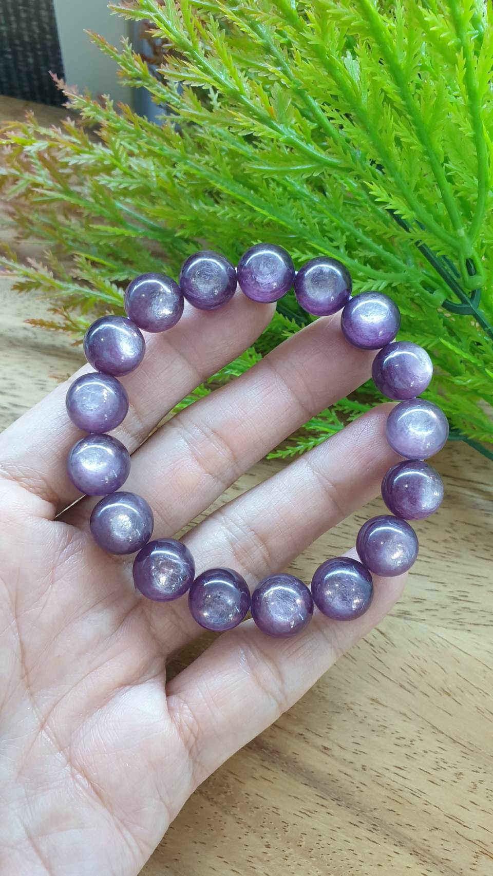 Lepidolite Bracelet 17cm Natural Semiprecious Stone Grape Purple Palette