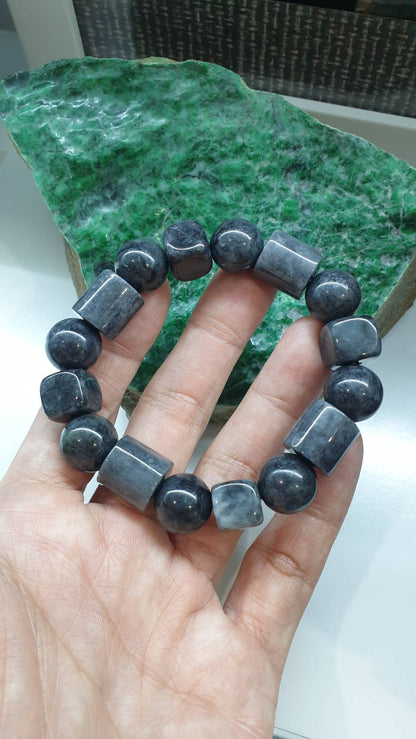 Avant Garde Jade Bracelet 17cm Elegant Marbled Black Type A Myanmar Jadeite