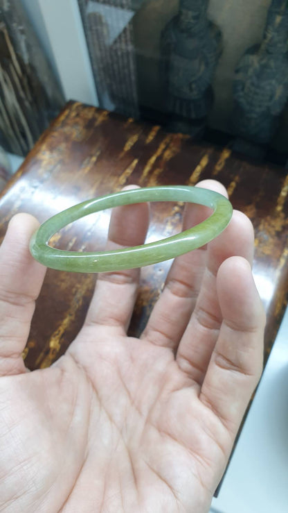 Honey Green Jadeite Bangle Cylindrical Size 57-58 Type A Jadeite