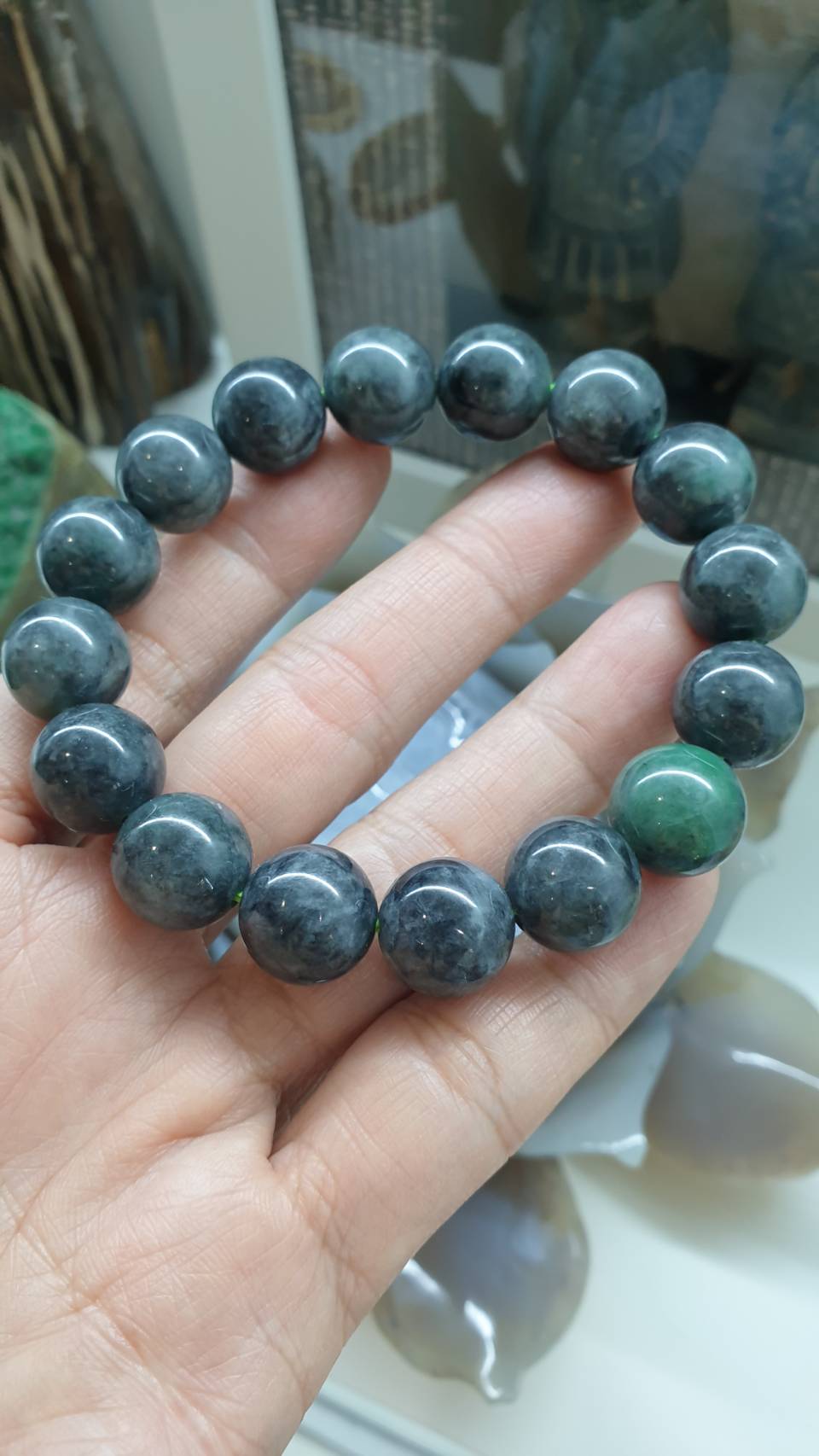 Gent's Style Black Jade Bracelet (18 cm) | Type A Natural Jadeite | Elegant Gift Material For Him