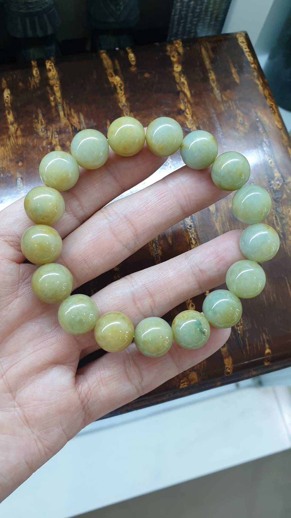 Honey Green Jade Bracelet (18.5 cm) | Type A Jadeite Vintage Beads | His or Hers Wrist Accessory