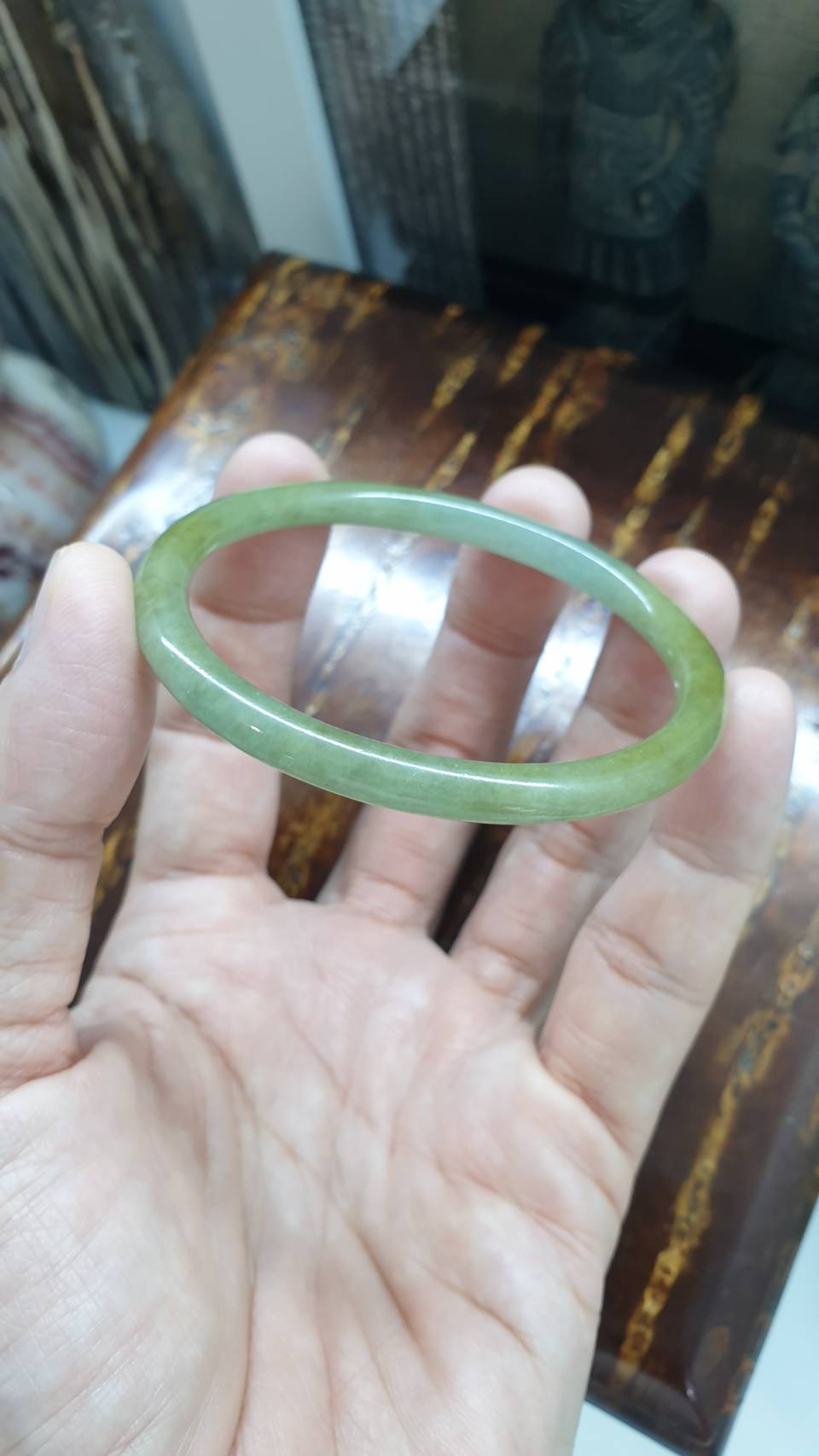 Honey Green Jadeite Bangle Cylindrical Size 57-58 Type A Jadeite