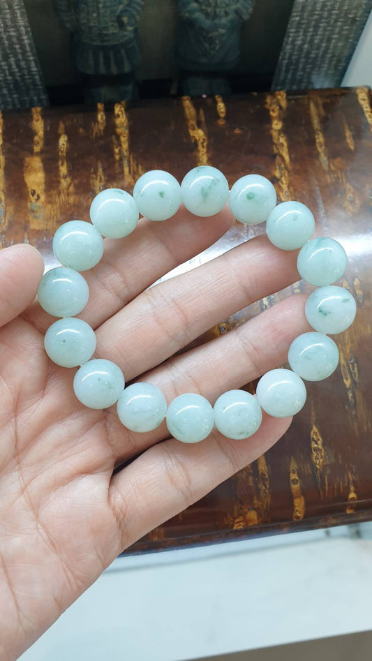 Speckled White Jade Bracelet (17 cm) | Type A Natural Jadeite