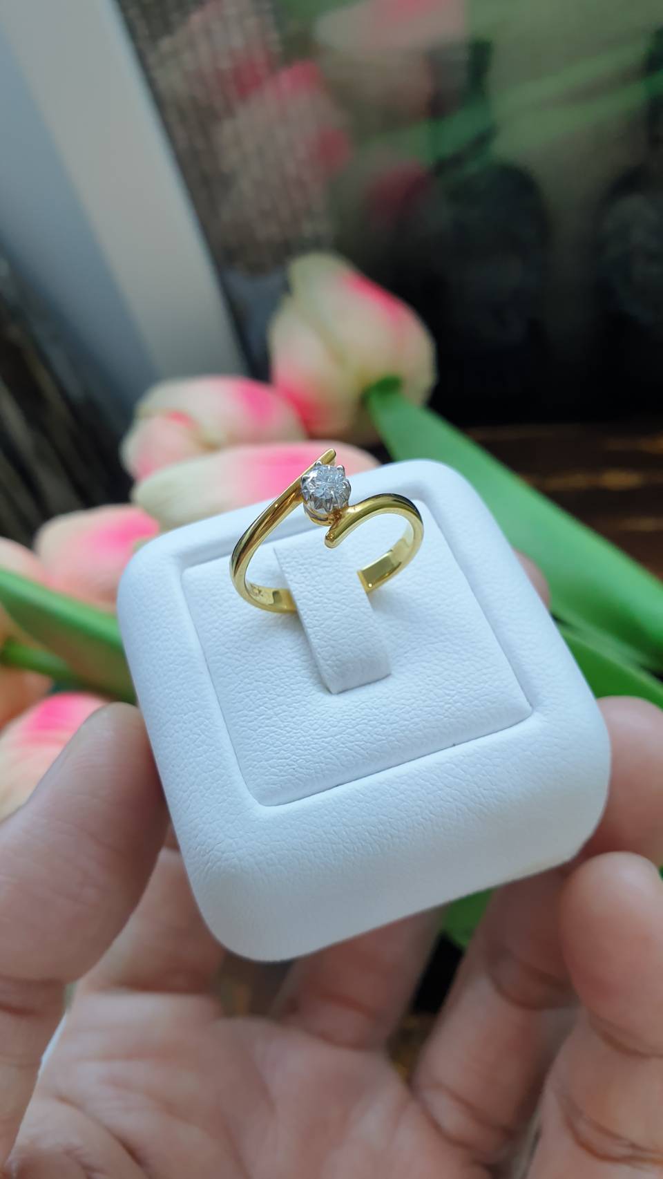 Solitary Diamond Ring (5 US) | Solid 18K Gold | Giftable🎁 Lady's Ring