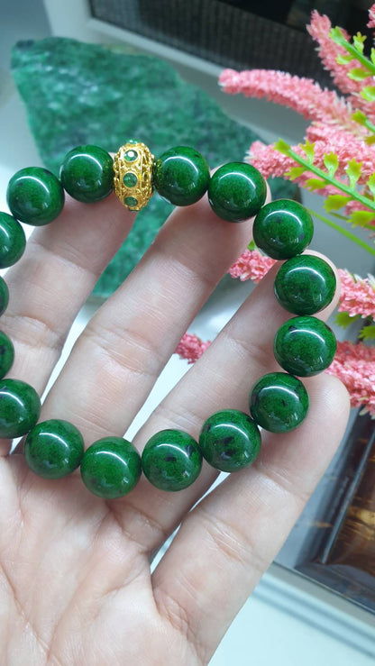 Mawsitsit Charmbracelet 17cm Emerald on 18K Gold Vintage Charm