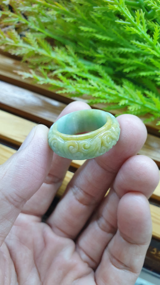 Ru Yi Jade Vintage Ring 10.25US Type A Myanmar Jadeite Honey Blue Green