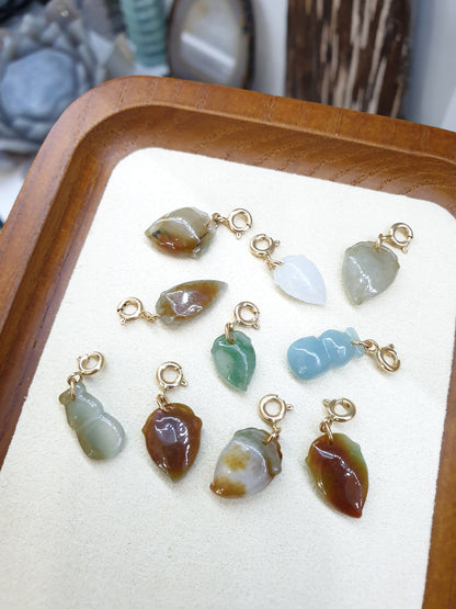 Jade Peach Wu Lou Pendant Solid 18K Gold Lobster Clasp Natural Jadeite