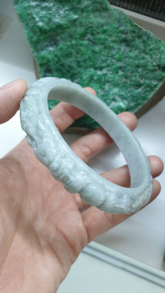 Plus Size Jade Dragon Vintage Bangle S74 Subtle Gray Green Type A Myanmar Jadeite