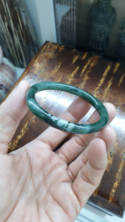 Green Jade Cylindrical Bangle (Size 53 - 54) | Type A Natural Jadeite