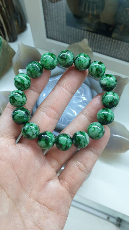 Jade Vintage Beads Bracelet (17 cm) | Marbled Green, Type A Natural Jadeite | Collector's Item