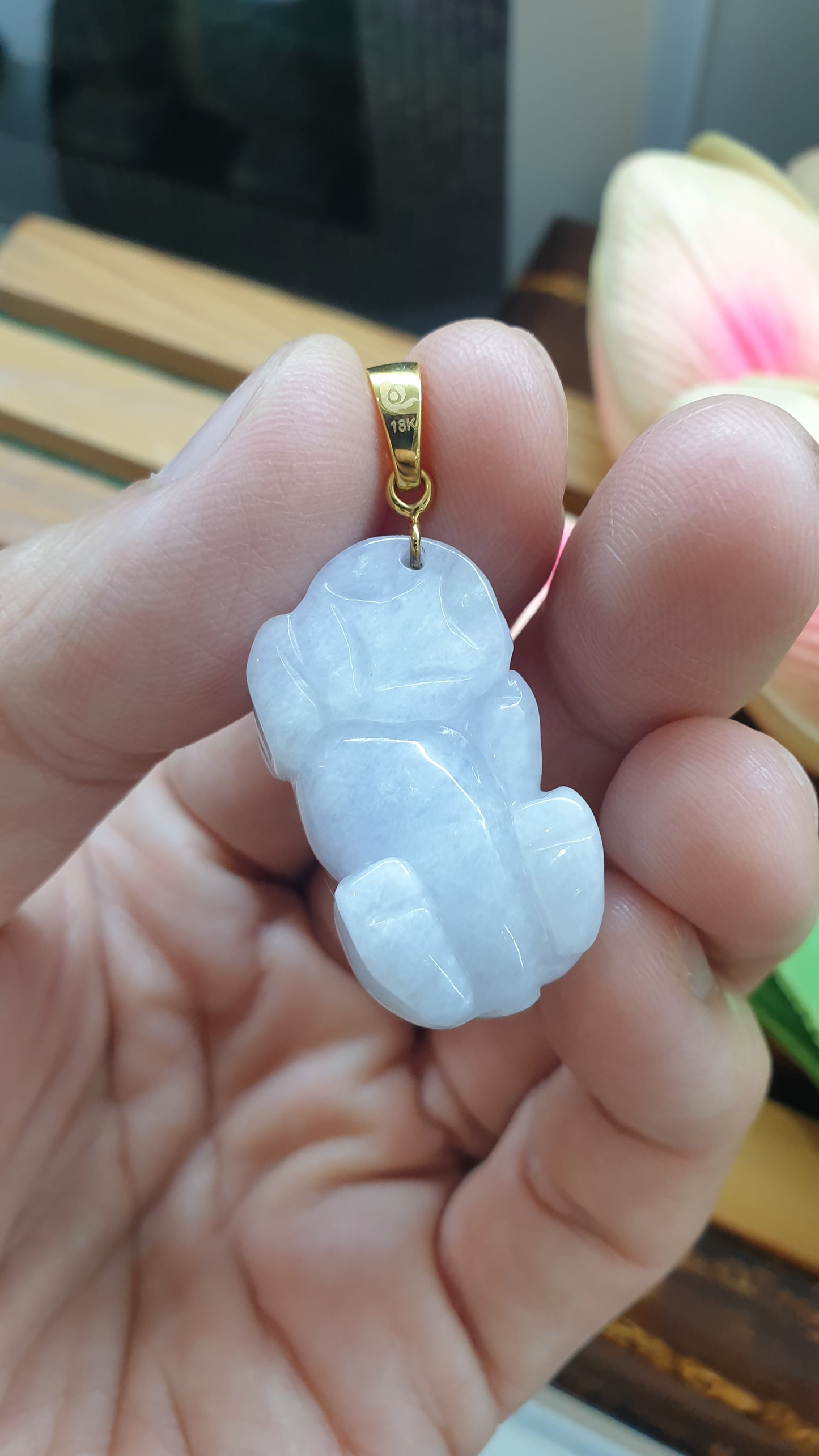 18K Gold Jade Pixiu Pendant Silky Lavender Fei Cui Myanmar Jadeite