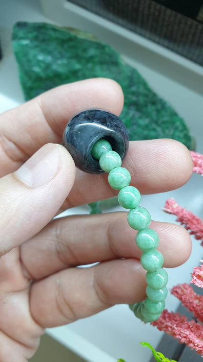 Apple Green Jade Stress Bracelet 17cm Spinning Charm Type A Myanmar Jadeite