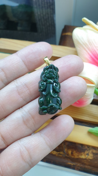 18K Gold Jade Pixiu Pendant Natural Vivid Green Fei Cui Myanmar Jadeite