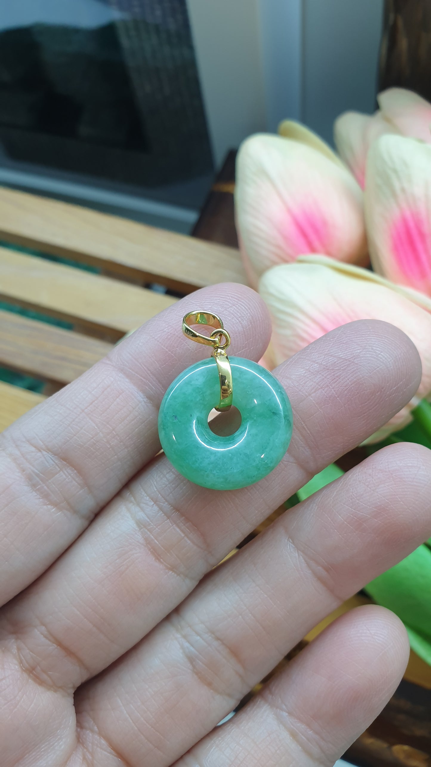 18K Gold Jade Ping An Kou Pendant Apple Green Fei Cui Myanmar Jadeite