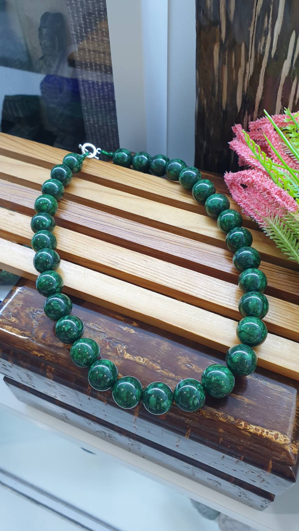 Mawsitsit Jade Necklace 18inch 9K White Gold Toggle Type A 14.5mm Myanmar Beads