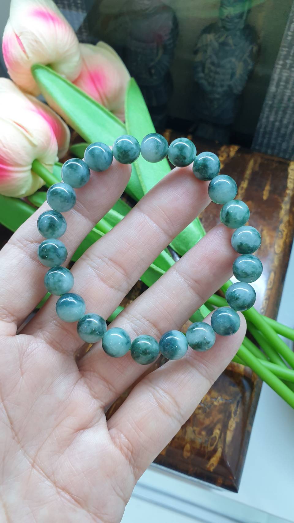 Premium Type A Natural Green-Marbled Jadeite 17cm Bracelet  Stretch Fit