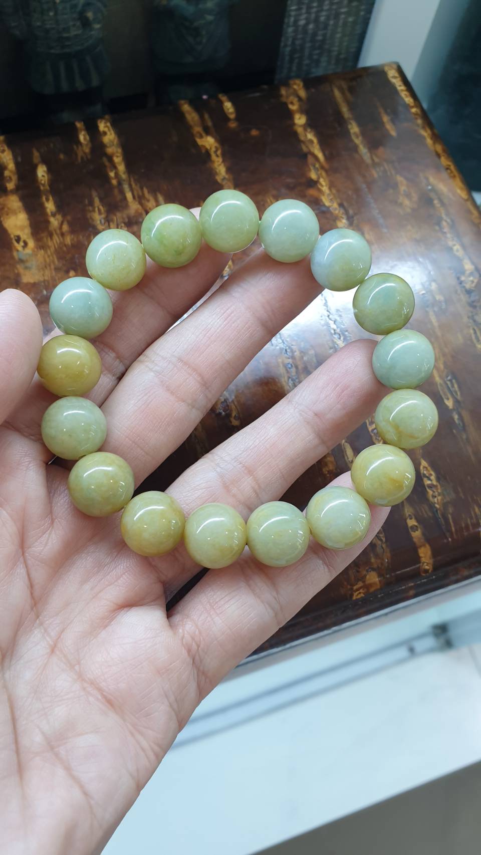 Honey Green Jade Bracelet (18.5 cm) | Type A Jadeite Vintage Beads | His or Hers Wrist Accessory