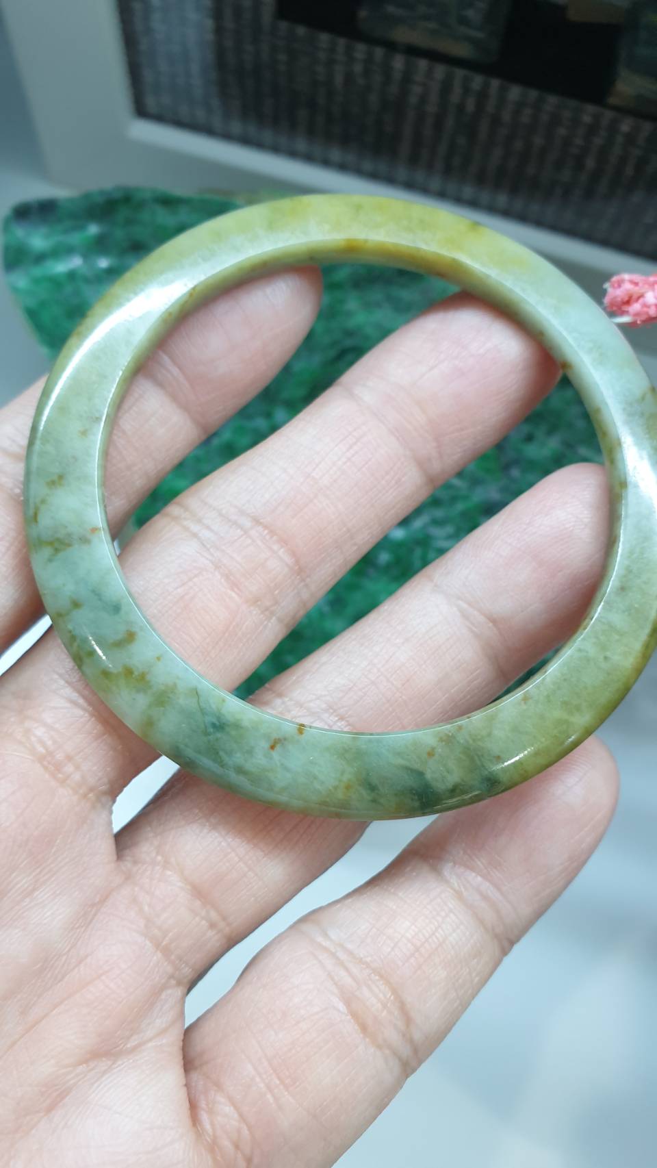 Honey Green Jade Slim Bangle S58.5 Myanmar Type A Jadeite 4.5mm Width