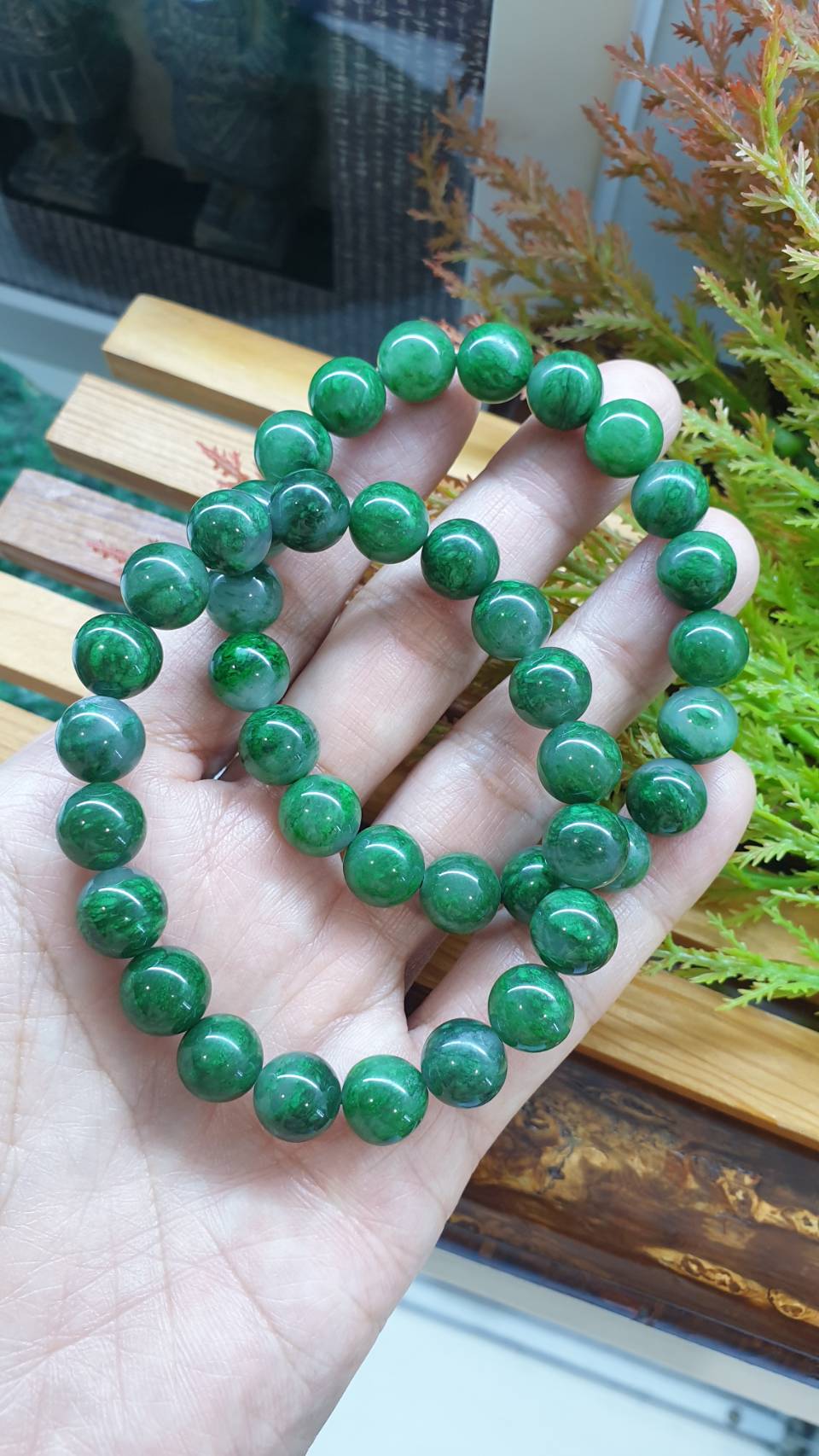 Mawsitsit Fei Cui Bracelet 17cm Watery Translucent Type A Natural Jade 10.5mm Beads