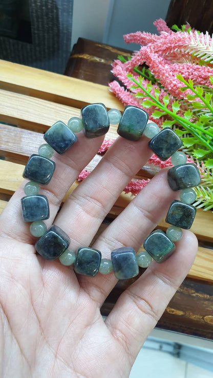 Cube Mabled Black Jade Bracelet 17cm Type A Natural Jadeite Spaced Beads