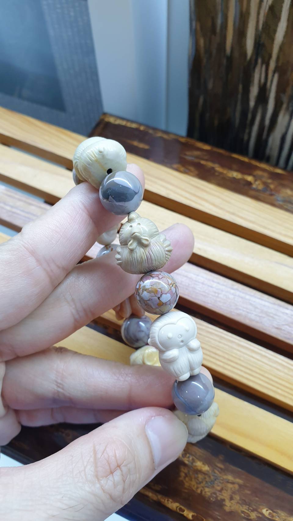 Alxa Jasper Menagerie Charmbracelet 17cm - Natural Gemstone Beads, Animal Charms
