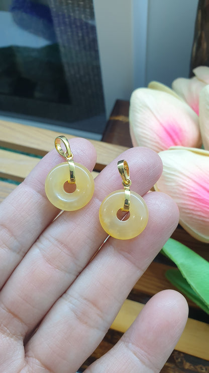 18K Gold Yellow Jade Ping An Kou Pendant Natural Myanmar Jadeite